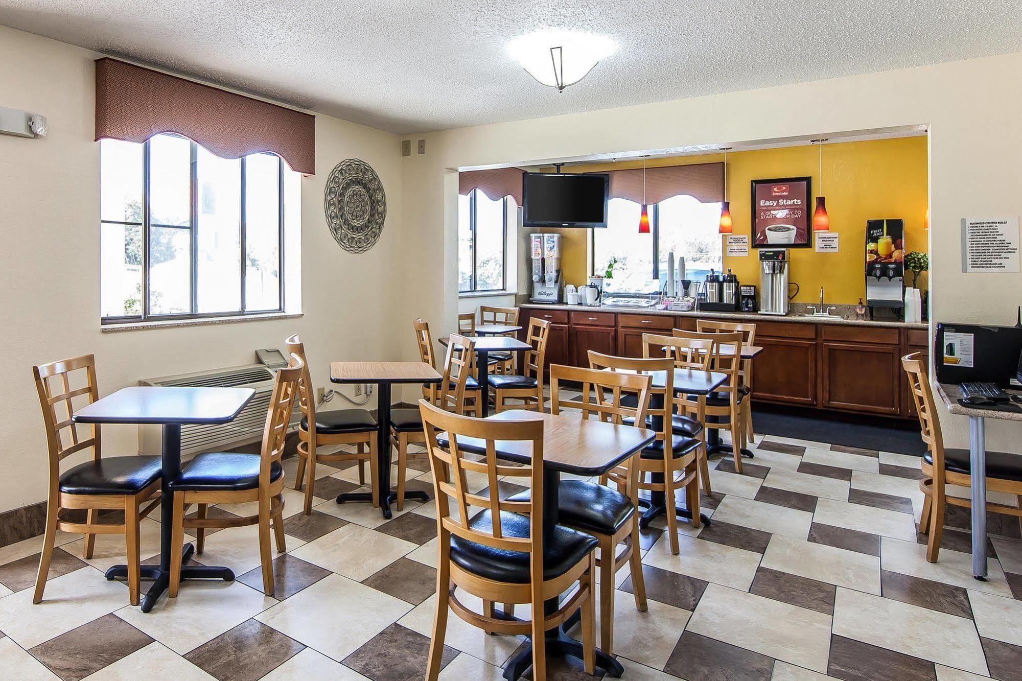 Motel Econo Cartersville-emerson Point